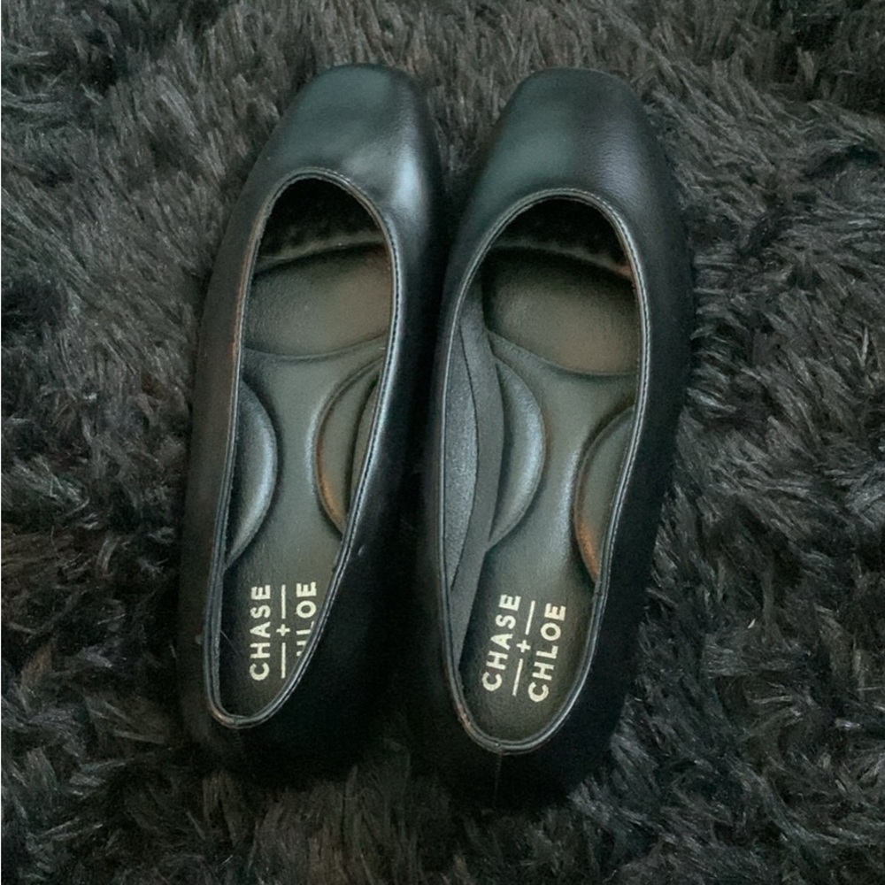 Chase + Chloe Elegant Black Flats
